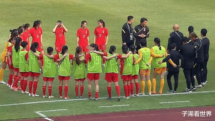 凌晨1点！中国女足又迎来重大喜讯：恭喜王霜，她这回可以安心了(4)