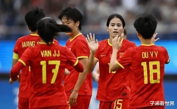 上午8点! 天津媒体再现争议报道: 中国女足遭重大打击, 球迷骂声一片(3)