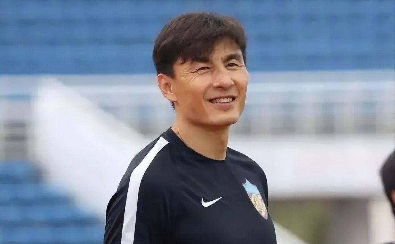 李玮锋运营的河南队在中超难求一胜 倒是在中乙球队身上拿捏对手(2)