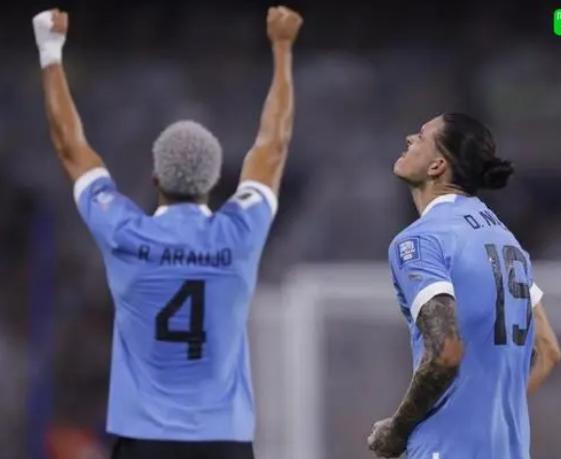 乌拉圭客场2-0阿根廷，努涅斯、阿劳霍