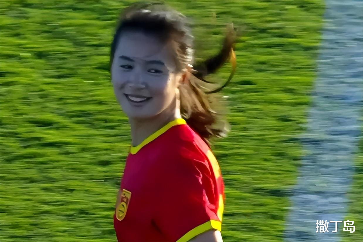 中国女足3比0澳大利亚评分：一人不合格四将满分，前卫线不同凡响(5)